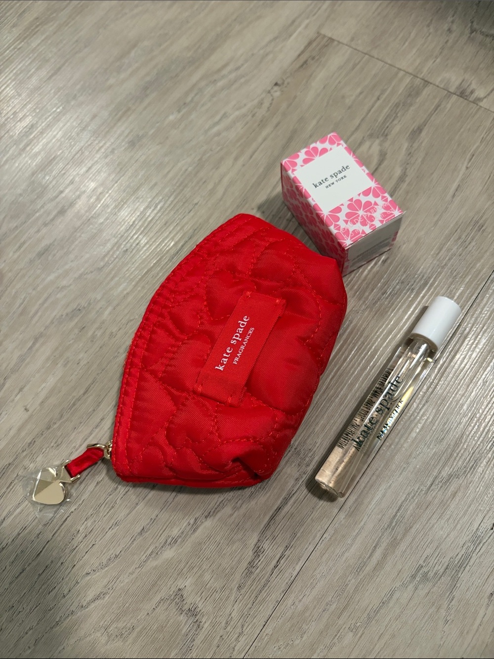 Kate Spade Quilted cosmetic bag and fragrance set ♠️ - Picture 3 of 3